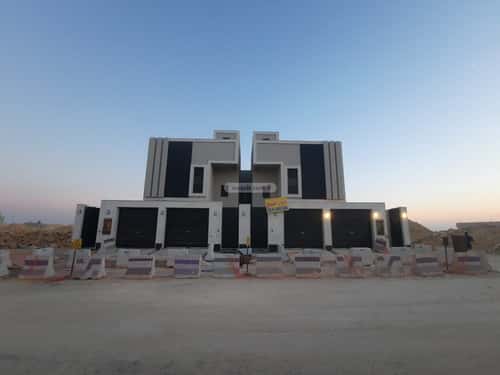 Floor 258 SQM with 5 Bedrooms Dahiat Namar, West Riyadh, Riyadh