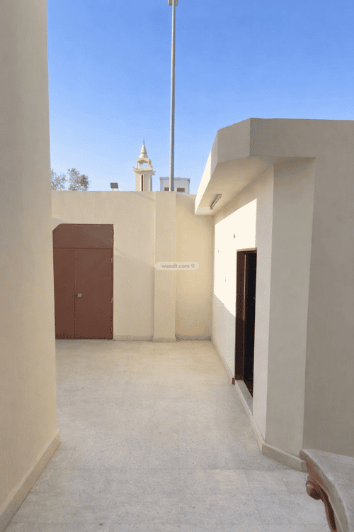 فيلا 500 متر مربع شمالية على شارع 15م الزهرة، غرب الرياض، الرياض