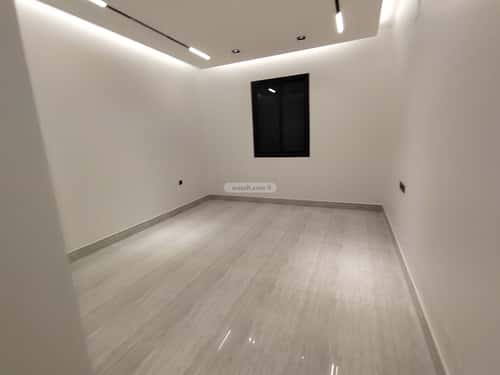 5 bedroom floor in Al Rimal