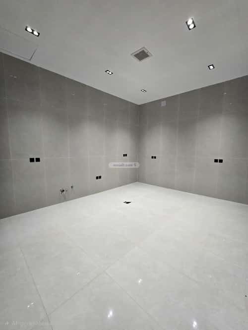 12 bedroom villa in Al Rimal