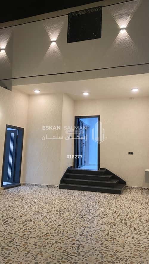 Floor 360 SQM with 6 Bedrooms Hayy Al Sahlooj, Madinah