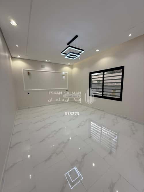 Apartment with 4 Bedrooms Al Safaq, Khamis Mushait