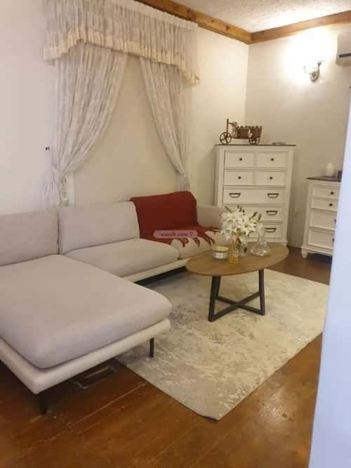 Villa 194 SQM Facing West with 5 Bedrooms King Fahd, North Riyadh, Riyadh