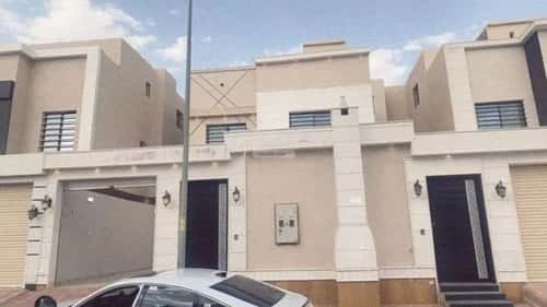 فيلا 330 متر مربع شرقية على شارع 15م بدر، جنوب الرياض، الرياض