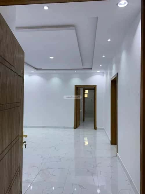 فيلا 708 متر مربع شمالية على شارع 20م ملهم، ملهم