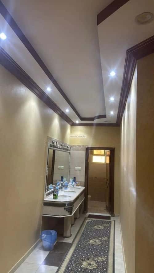 Villa 520 SQM Facing North on 18m Width Street Al-Muanisiyah, East Riyadh, Riyadh