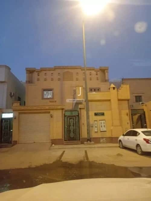 Villa 420 SQM Facing West on 18m Width Street Al-Muanisiyah, East Riyadh, Riyadh