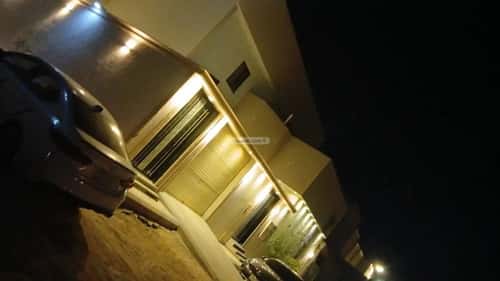 فيلا 499 متر مربع جنوبية شرقية على شارع 15م عقرباء، الجبيلة