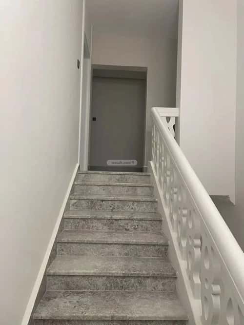 شقة ب 5 غرف النهضة، بريدة