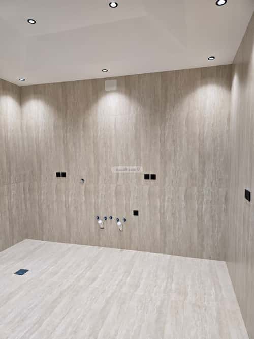 فيلا 273 متر مربع شمالية شرقية على شارع 30م المعمورة، خميس مشيط