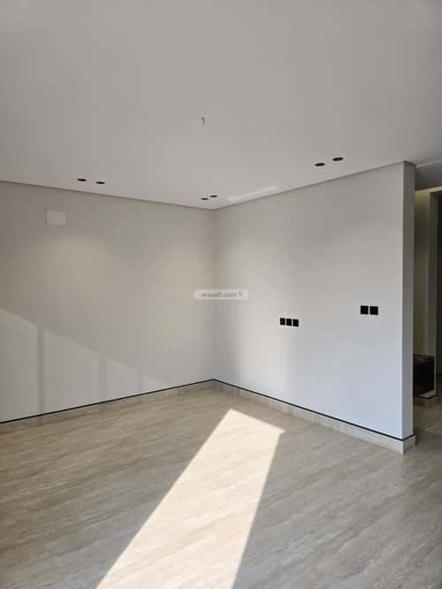 Villa 273 SQM Facing North East on 30m Width Street Al Maamoura, Khamis Mushait