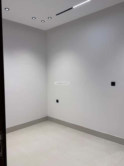 فيلا 308 متر مربع شرقية على شارع 15م المهدية، غرب الرياض، الرياض