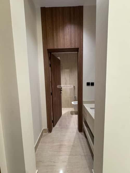 فيلا 340 متر مربع شرقية على شارع 20م المهدية، غرب الرياض، الرياض