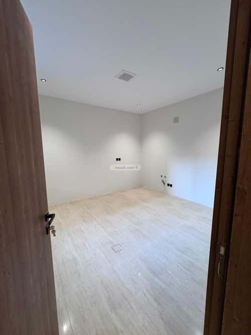 Villa 340 SQM Facing East on 20m Width Street Al-Mahdiyah, West Riyadh, Riyadh