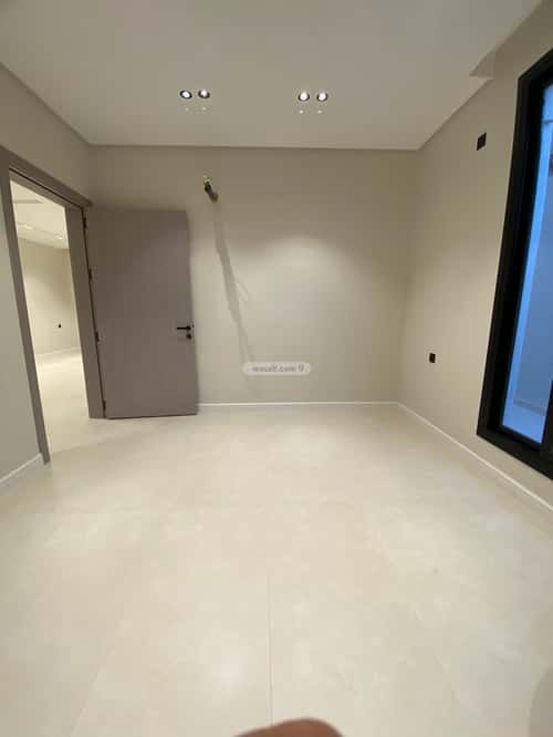 Apartment with 5 Bedrooms Al-Muthana District, Alttayif