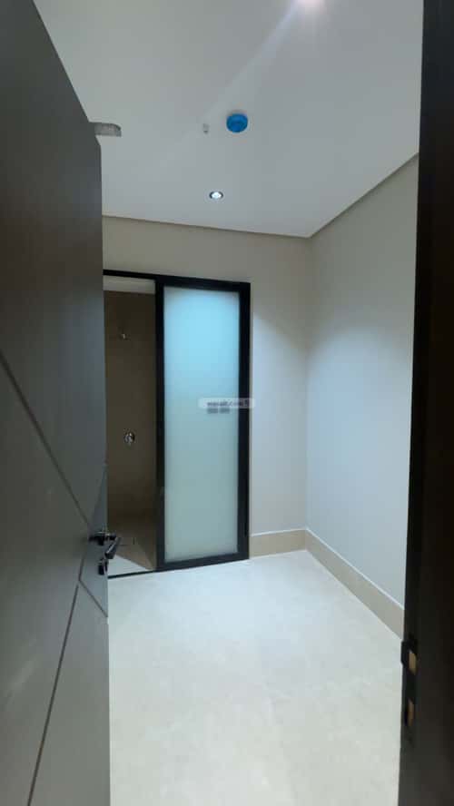 شقة ب 8 غرف ضاحية الملك فهد، الدمام