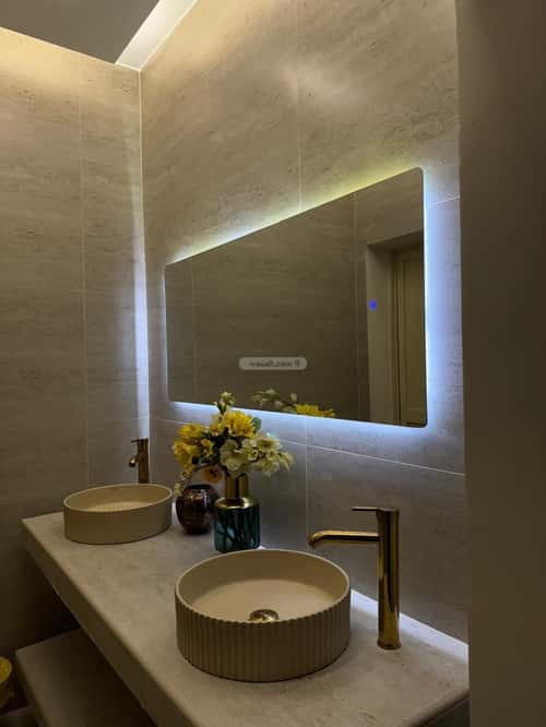 فيلا 875 متر مربع شمالية على شارع 30م الشراع، الخبر