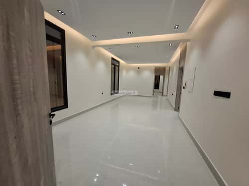 Floor 133 SQM with 4 Bedrooms Al-Maizaliyah, East Riyadh, Riyadh