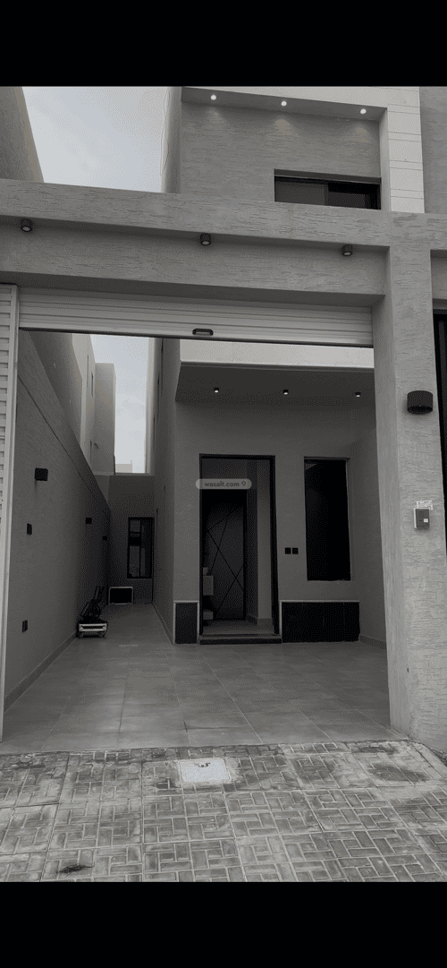 Floor 170 SQM with 5 Bedrooms Al Marjan, East Riyadh, Riyadh