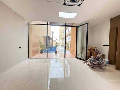 6 bedroom villa in Al Mahdiyyah