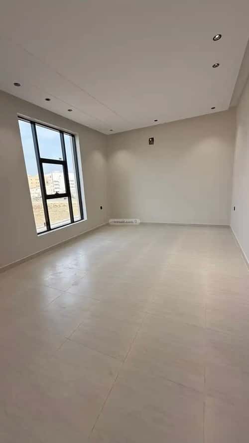 Floor 303 SQM with 7 Bedrooms Al Rihab 1, Jazan