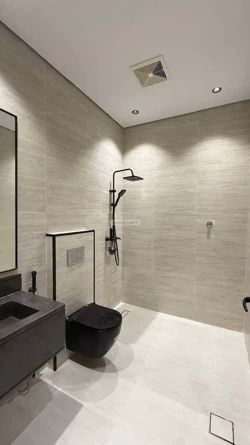 Floor 303 SQM with 7 Bedrooms Al Rihab 1, Jazan