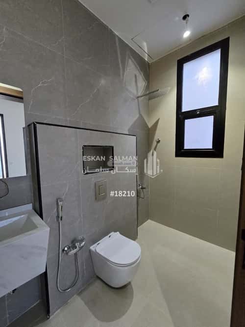 Floor 144 SQM with 5 Bedrooms Al-Maizaliyah, East Riyadh, Riyadh