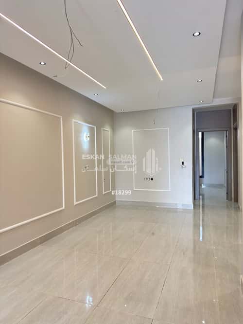 فيلا 321 متر مربع جنوبية على شارع 15م الرابية، العيون