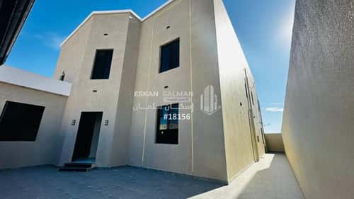 فيلا 450 متر مربع شرقية على شارع 20م ضاحية الإسكان، الطائف