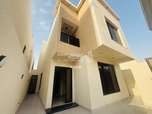 فيلا 458 متر مربع شرقية على شارع 15م الشعلة، الدمام