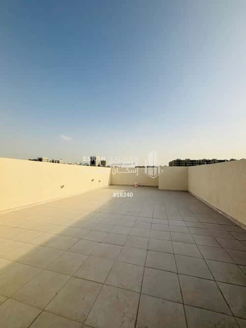 فيلا 458 متر مربع شرقية على شارع 15م الشعلة، الدمام