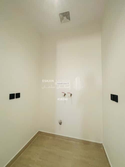 فيلا 458 متر مربع شرقية على شارع 15م الشعلة، الدمام