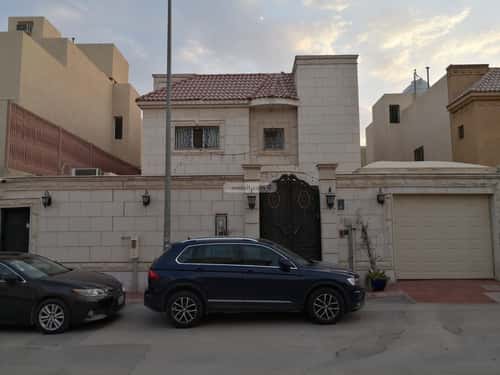 فيلا 350 متر مربع شرقية على شارع 12م الربيع، شمال الرياض، الرياض