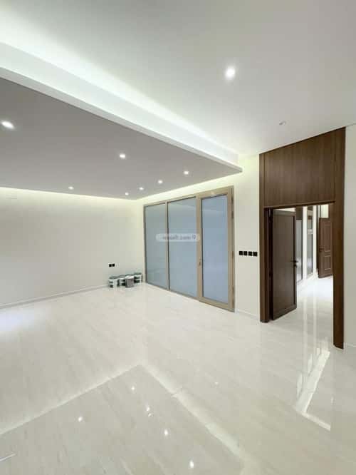 فيلا 374 متر مربع جنوبية على شارع 15م المهدية، غرب الرياض، الرياض