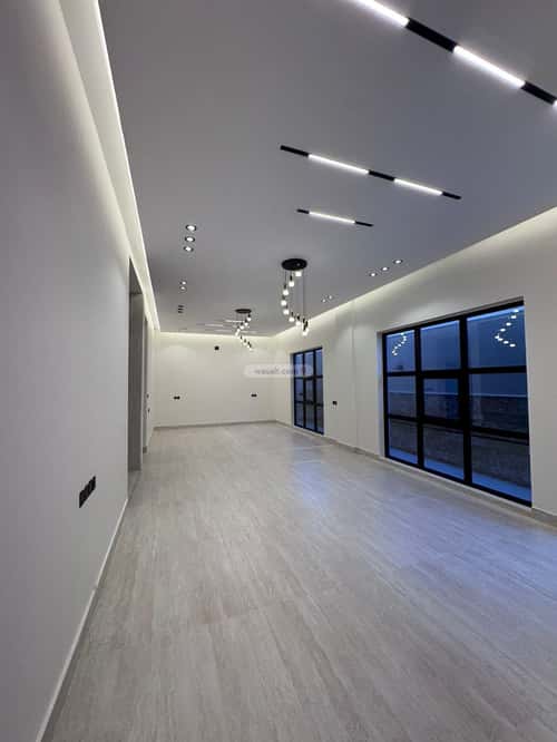 5 bedroom villa in Al Mahdiyyah