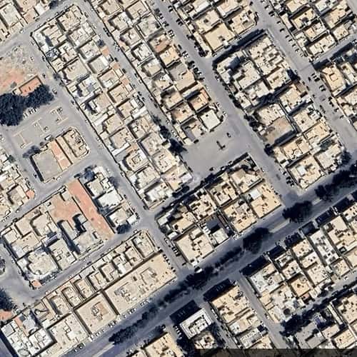 فيلا 636 متر مربع جنوبية شرقية على شارع 10م الروضة، شرق الرياض، الرياض