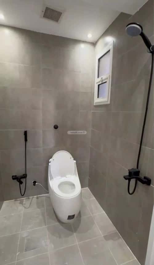 Apartment with 4 Bedrooms Al-Yasmeen, North Riyadh, Riyadh