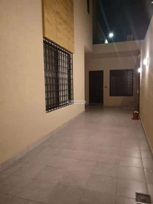 استراحة 280 متر مربع شرقية على شارع 20م النقيب الجنوبي، بريدة