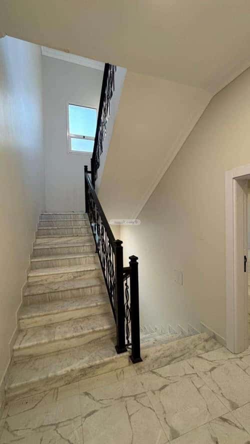 دور 500 متر مربع ب 6 غرف الجسر، الخبر