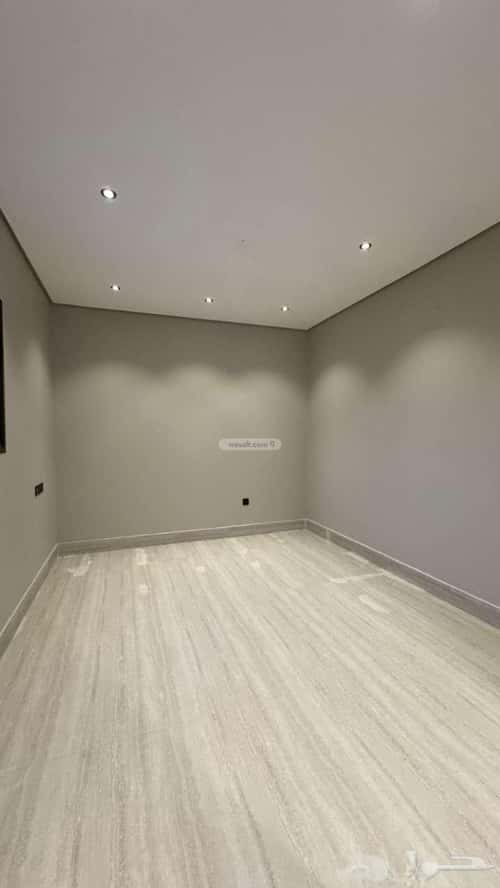 فيلا 420 متر مربع غربية على شارع 40م الأمواج، الخبر