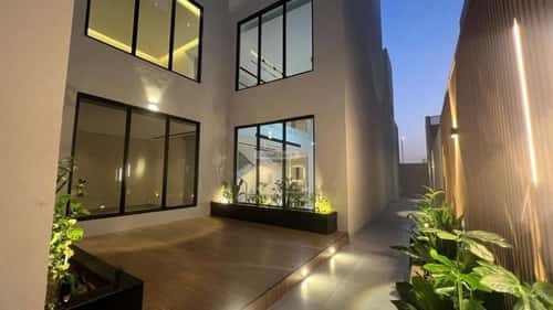 فيلا 458 متر مربع شرقية على شارع 30م السيف، الدمام