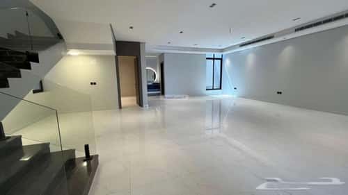 فيلا 252 متر مربع شمالية شرقية على شارع 20م السيف، الدمام