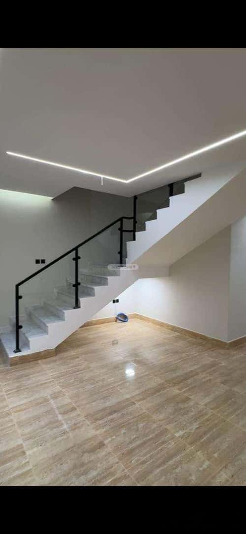 Apartment with 4 Bedrooms Al Nawras, Aldammam