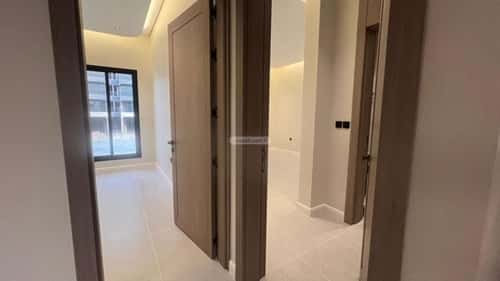 فيلا 355 متر مربع شمالية على شارع 16م الشعلة، الدمام