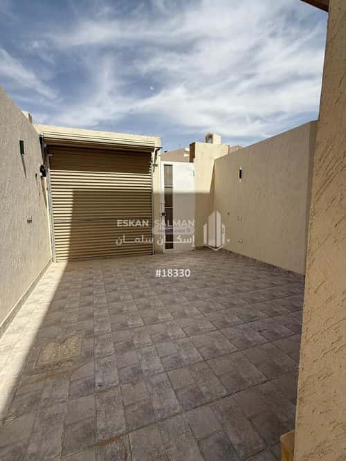 دور 180 متر مربع ب 5 غرف عكاظ، جنوب الرياض، الرياض