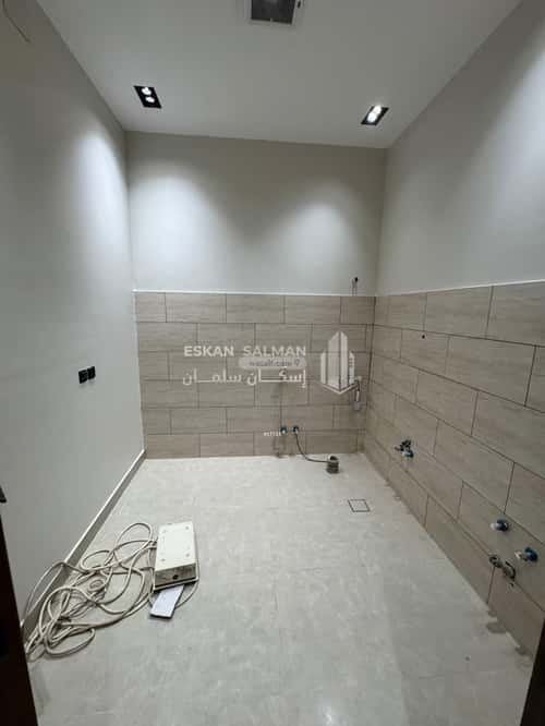 دور 220 متر مربع ب 4 غرف قرطبة، شرق الرياض، الرياض