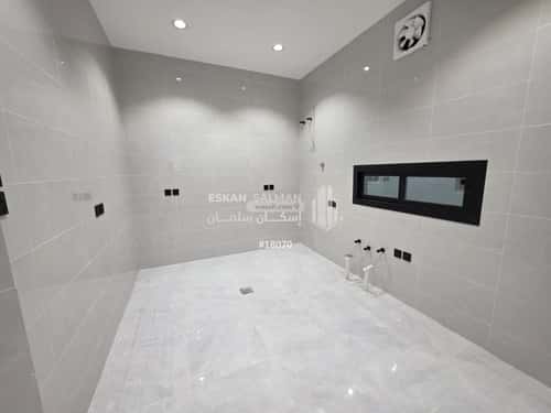 Apartment with 5 Bedrooms Al-Qayem Al-A'La, Alttayif