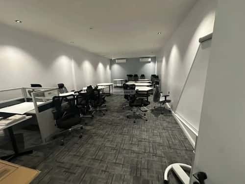 مكتب للإيجار الربيع، شمال الرياض، الرياض