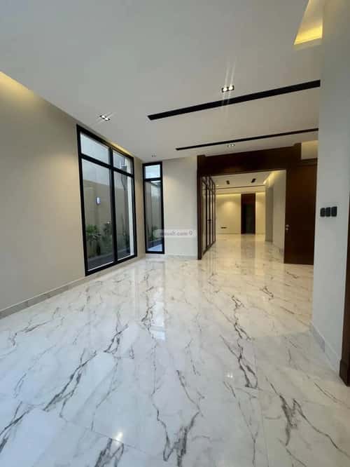 فيلا 273 متر مربع شمالية على شارع 15م النرجس، شمال الرياض، الرياض