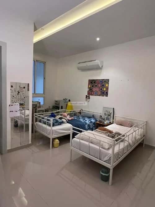 فيلا 225 متر مربع واجهة جنوبية ب 5 غرف العارض، شمال الرياض، الرياض